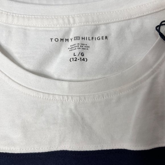 Tommy Hilfiger White Red and Blue t shirt with logo size Girls Large (12-14) NWT - Picture 5 of 7